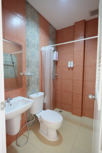 Bathroom 4, Noble Baan Pastel, Muang Chiang Mai