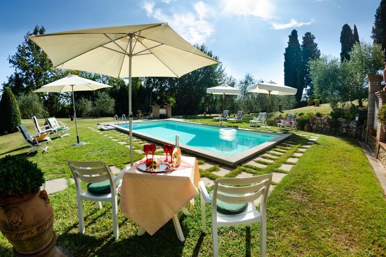 Sport & Beauty 2, Villa in Uzzano with Private Pool  Garden, Pistoia