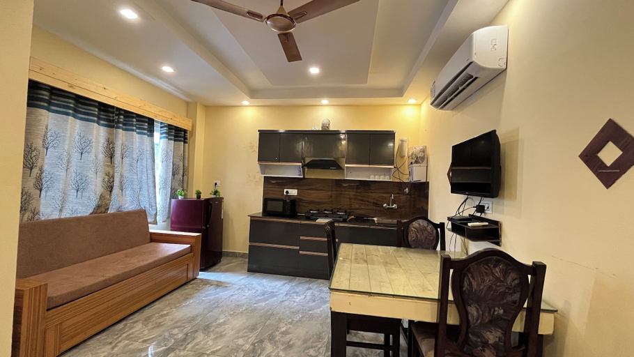 Others 5, Kedar inn, Garhwal
