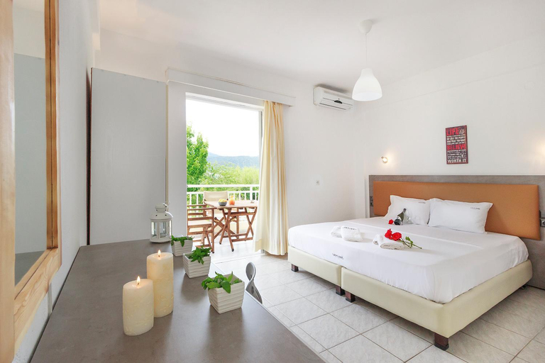 Bedroom 4, Vamvini Hotel, Central Macedonia