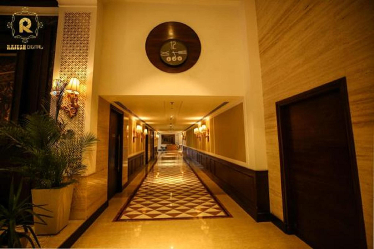Public Area 3, Golden Galaxy, Faridabad