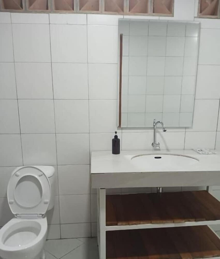 Bathroom 5, The Village Bumi Kedamaian, Bogor
