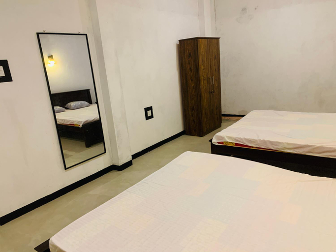 Bedroom 2, Shehan Villa, Beruwala