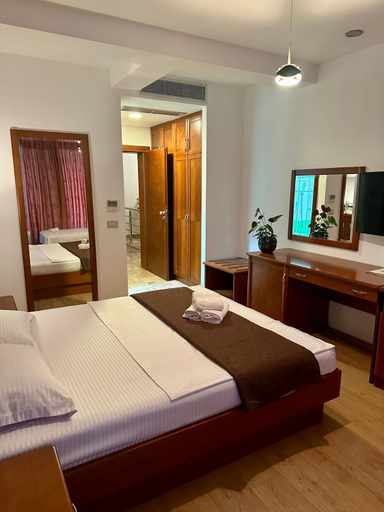 Bedroom 2, Hotel Porto A