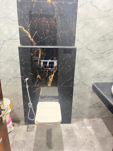 Bathroom 4, Shimla Heritage Hotel, Delhi