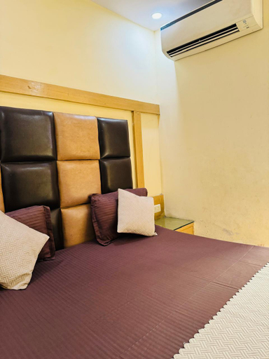 Bedroom 2, Hotel Bramhaputra I Near New Delhi Railway Station, Delhi