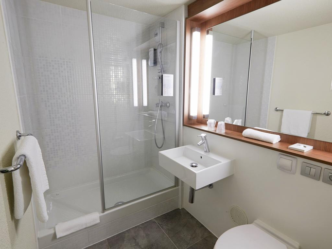 Bathroom 5, Campanile Tours Nord - Forum Melies, Indre-et-Loire