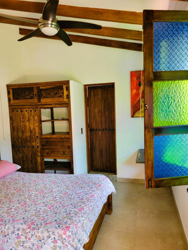 Bedroom 3, Beautiful Double Room, Private Bathroom, Garden, Santiago de Cali