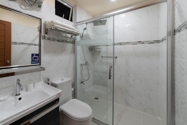 Bathroom 3, Paguro Beach Hotel, North Ari Atoll