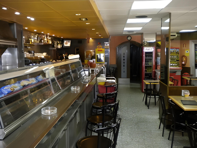 Food & Drinks 2, Hostal Los Manos, Girona
