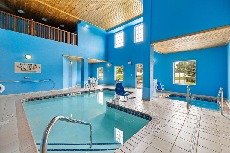 Sport & Beauty 5, GrandStay Residential Suites Rapid City, Pennington