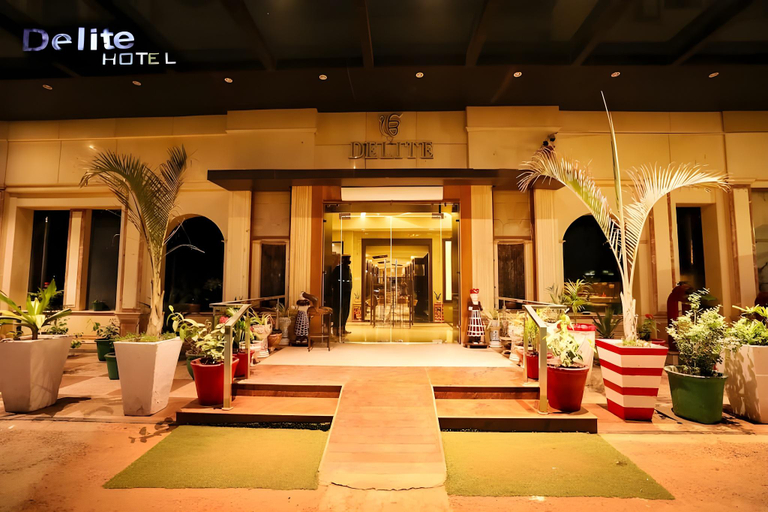 Exterior & Views 2, Delite Sarovar Portico Faridabad, Faridabad