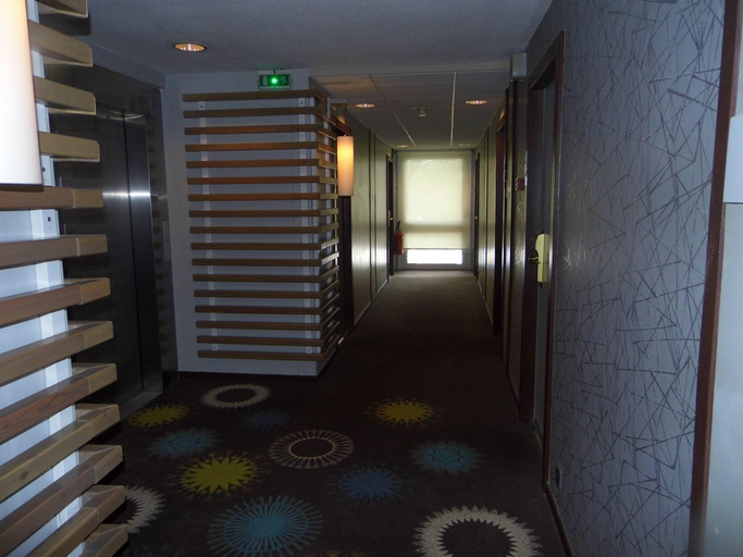 Public Area 3, Mercure Vienne Sud Chanas Hotel, Isère
