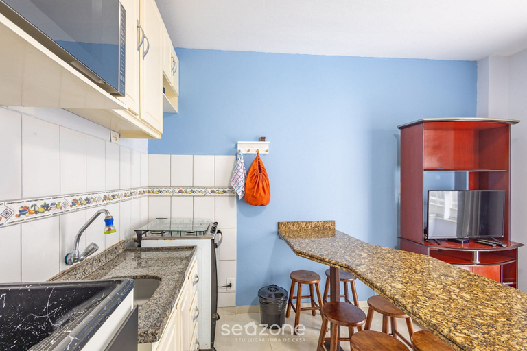 Private kitchen 4, Beachfront Apartment in BC Great Location Eit302, Balneário Arroio do Silva