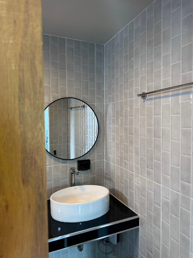 Bathroom 4, Ice Kamala Beach Hotel, Phuket Island