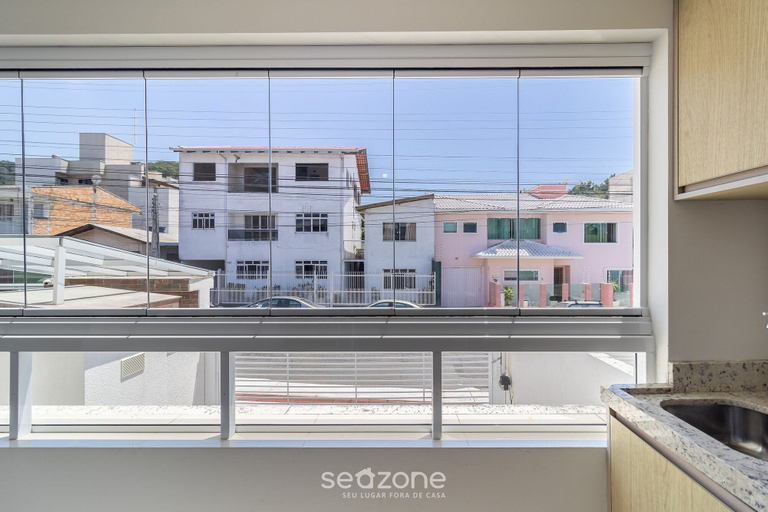 Private kitchen 2, Apt w Balcony in a Privileg Location in BC Bfh0101, Balneário Arroio do Silva