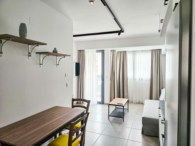 Others 4, Andes Apartments, Epirus