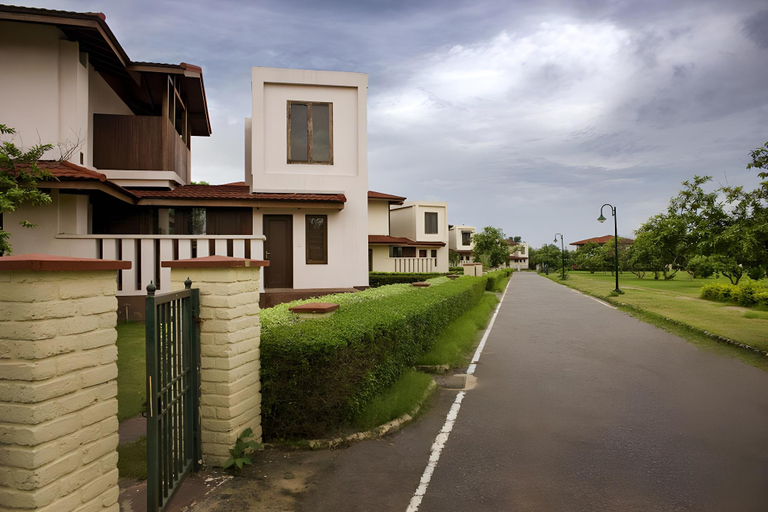 Exterior & Views 1, Lemon Tree Hotel Tarudhan Valley, Mewat