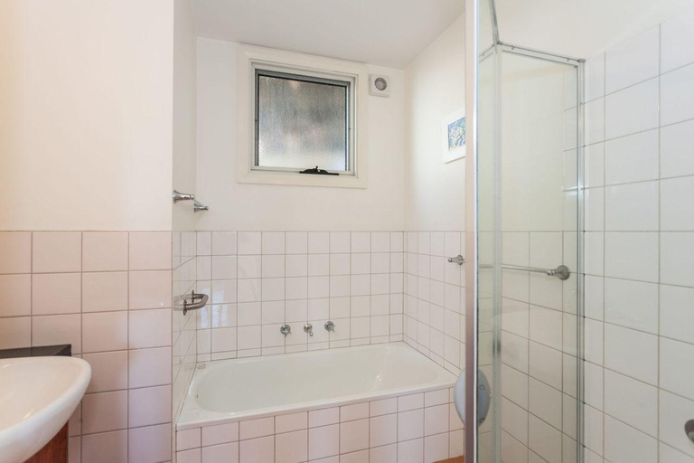 Bathroom, Seamist - Elevated With Amazing Outlook, Surf Coast - West