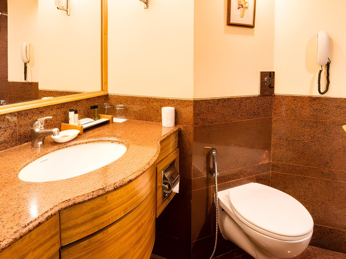 Bathroom 4, The Maya Hotel, Jalandhar