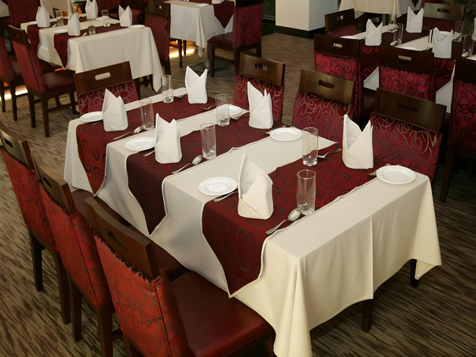 Food & Drinks 3, Hotel Saffron Kiran, Faridabad