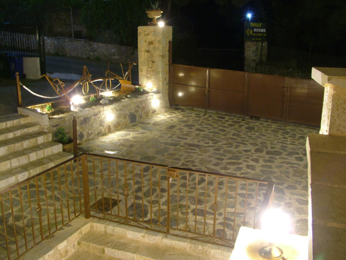 Others 3, Xenonas Thalis, Peloponnese