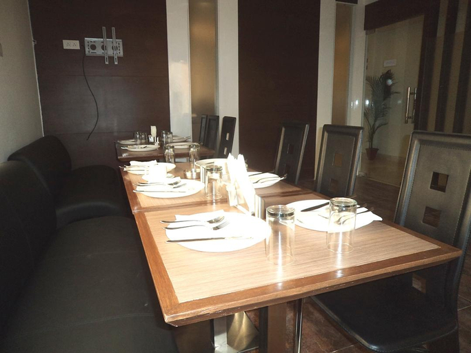 Food & Drinks 2, Relax Suites Hotel, Gautam Buddha Nagar