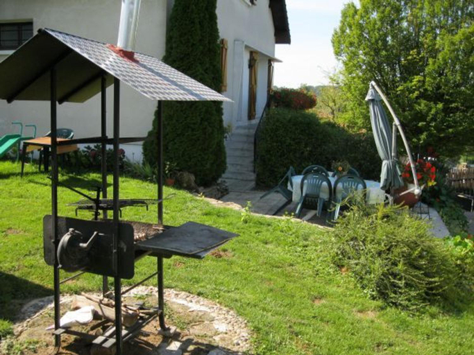 Others 2, Chalet cosy avec cheminee et animaux acceptes - FR-1-585-144, Meuse