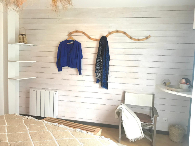 Bathroom 5, Une chambre d'hote dans les bois, Rhône
