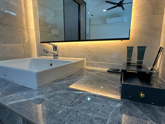 Bathroom 4, Aonang nine poolvilla resort, Mueang Krabi