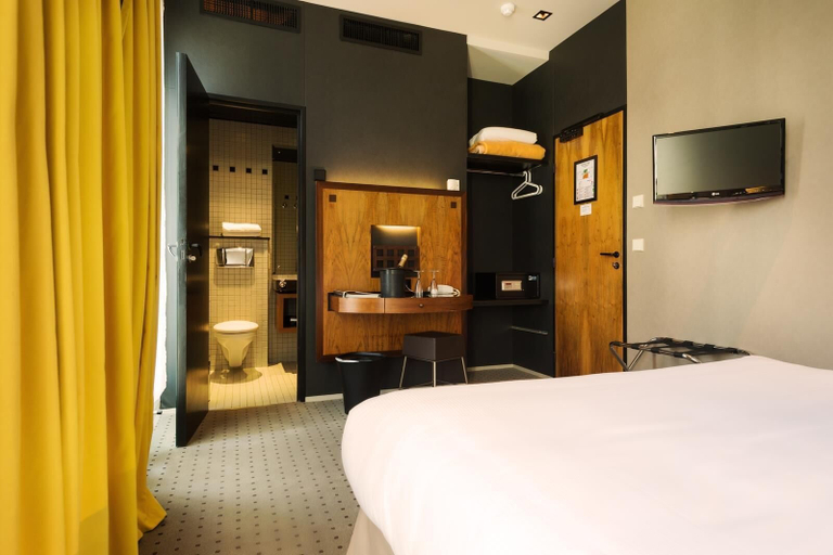 Bedroom 2, HOTEL CHATEAUDUN OPERA-PARIS, Paris