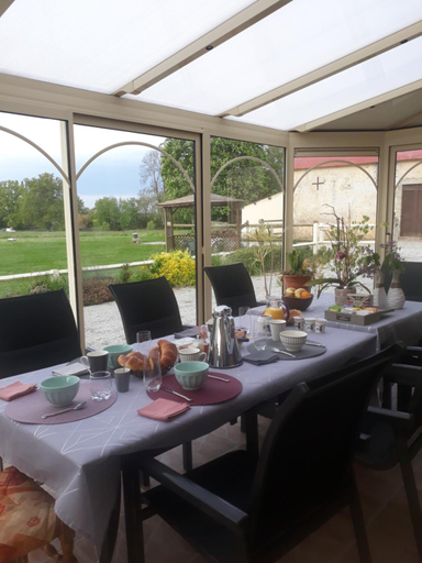 Food & Drinks, Domaine du clos henri, Orne