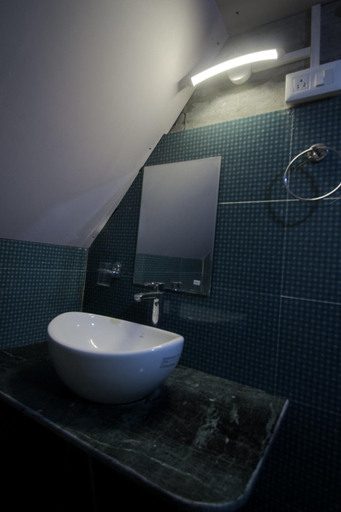 Bathroom 4, Kaamu Kabins Stay,, West Sikkim