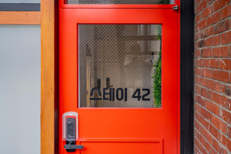 Others 5, Stay 42, Gwang-jin