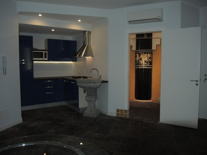 Bathroom 4, Medea Residence, Messina