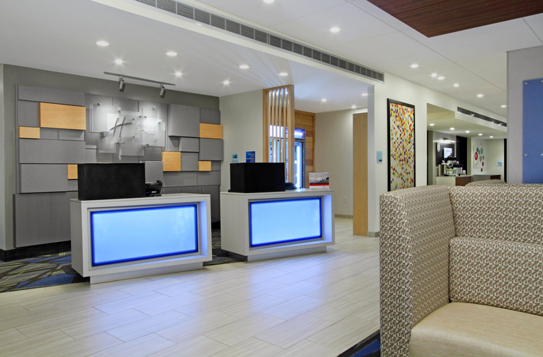 Public Area 2, Holiday Inn Express JASPER by IHG, Walker