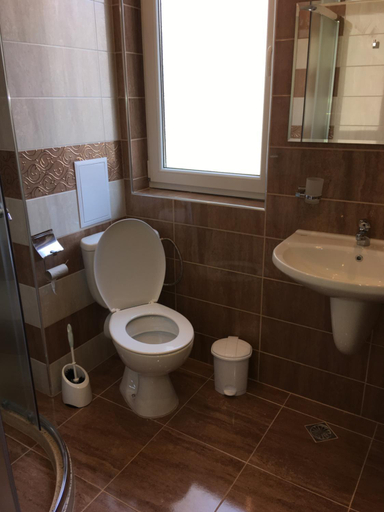 Bathroom 2, Vase Apartments, Nesebar