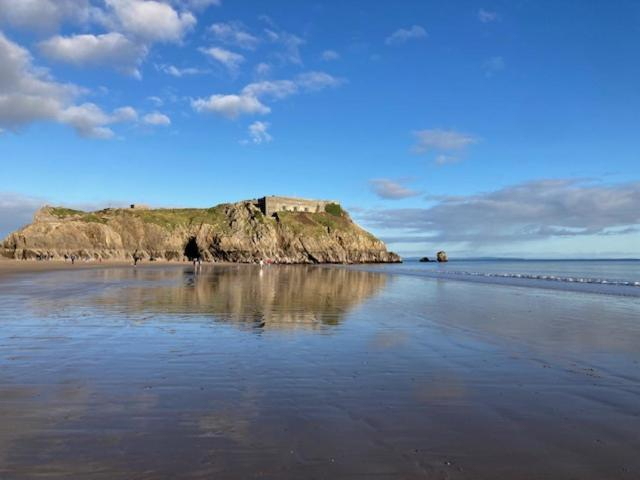 Others 5, Glenthorne Guest House, Pembrokeshire