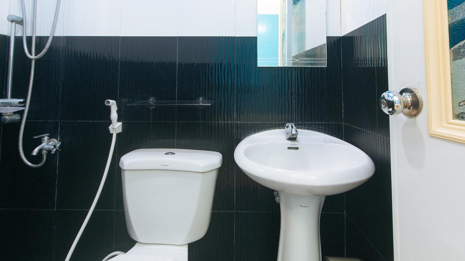 Bathroom 4, Zids Island Emprise Beach House, Pagudpud