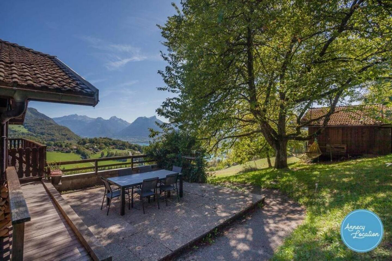 Others 4, Bergerie Loft Apartment with Panoramic Lake, Haute-Savoie