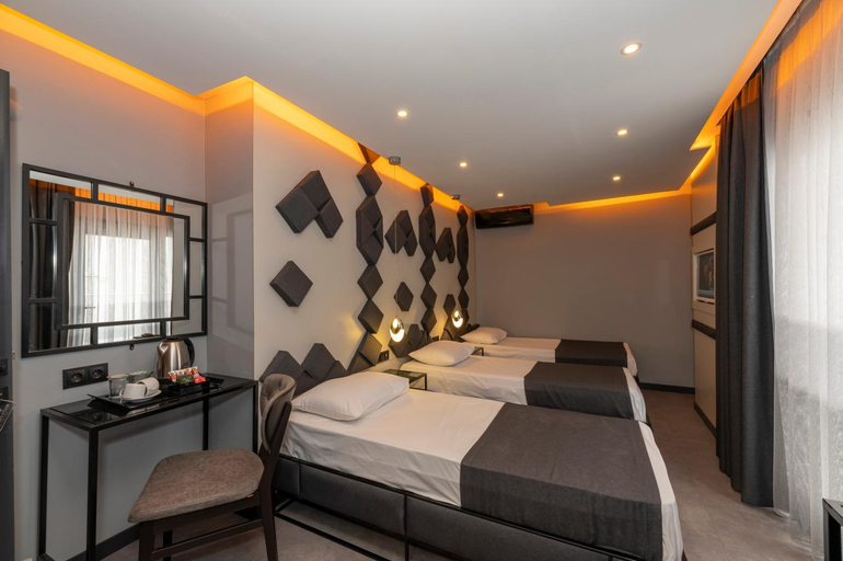 Bedroom 3, White Palace Hotel, Bakırköy
