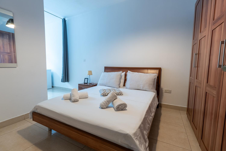 Others 4, Cozy Bedroom, shared bathroom - Shared Flat -Gzira