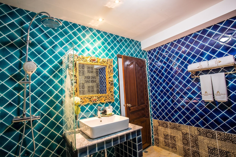 Bathroom 5, Pingdoi Hualin Boutique Hotel, Muang Chiang Mai