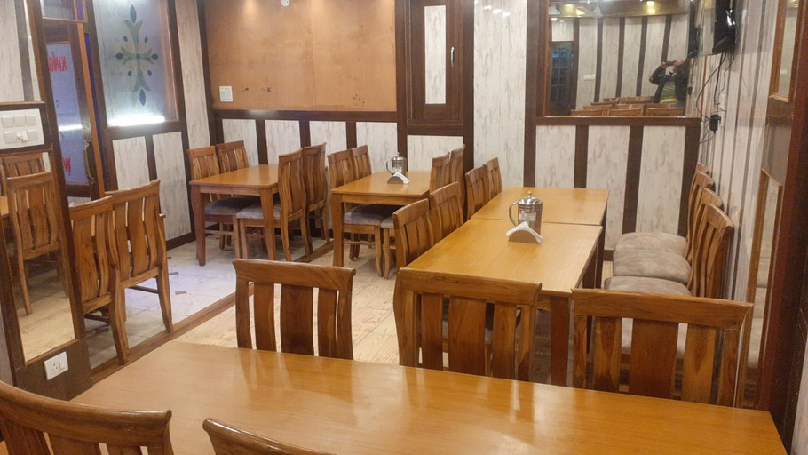 Others 1, Royal King, Shimla