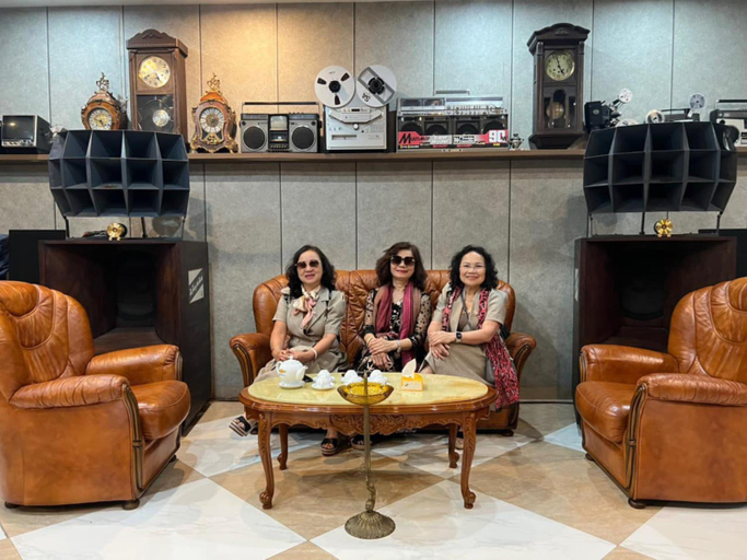 Others 3, Gia Hung Khang Hometel, Hạ Long