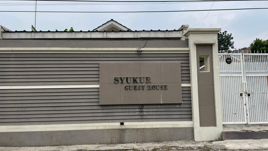 Exterior 4, Syukur Syariah Guest House, Purwakarta