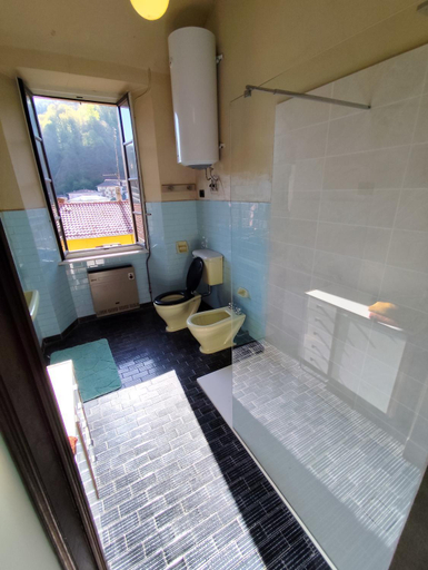 Bathroom, Casa Valduggia, Vercelli