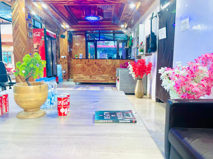 Public Area, Dream Valley Kasol, Kullu