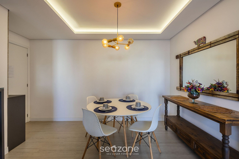 Dining, 2BR Apt w/ Pool & BBQ 210m - Csi0302, Piçarras