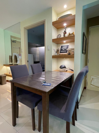 Others 5, Sea Residences Tower F by Shakira, Pasay City